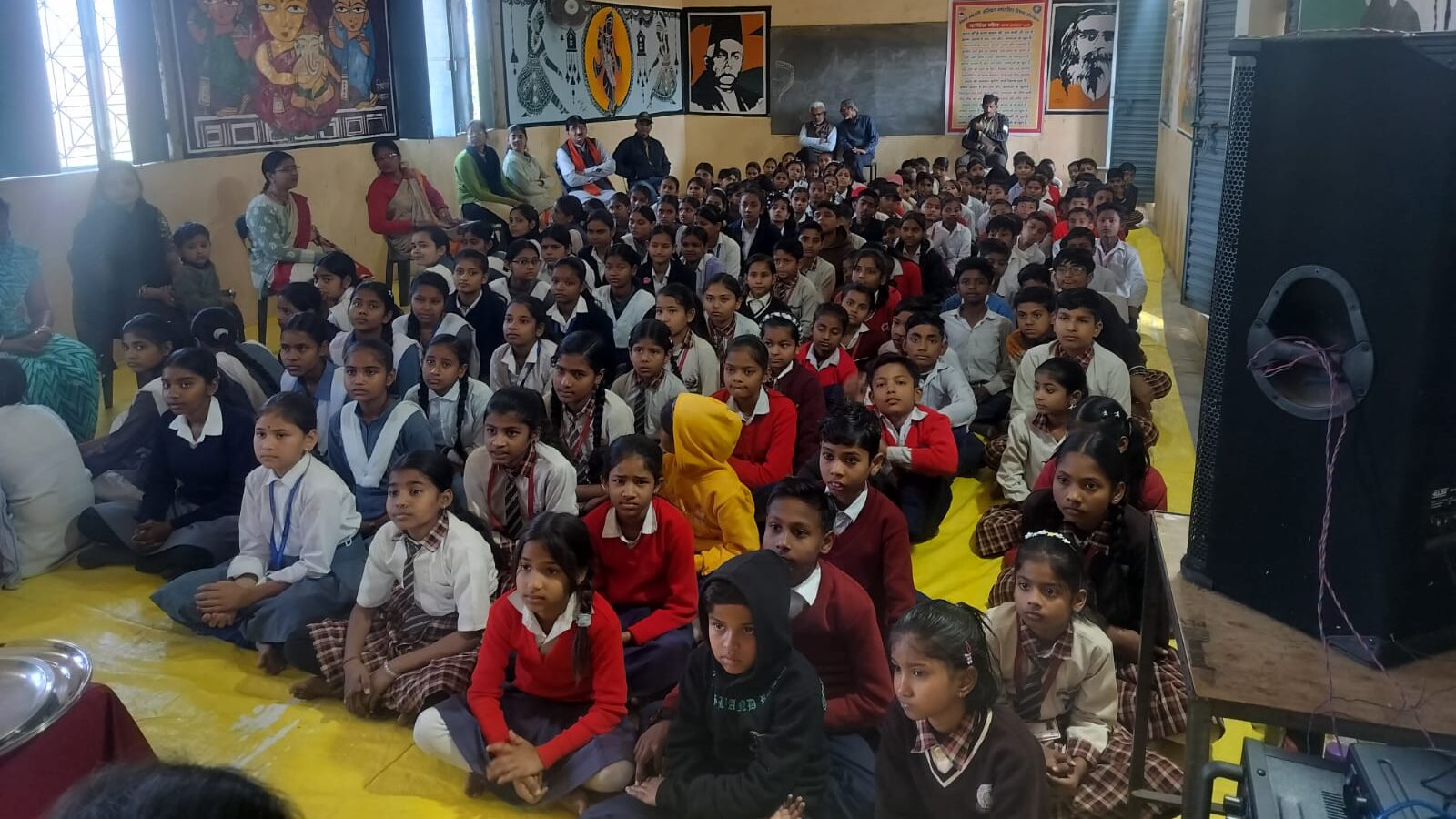 संस्कारों की पाठशाला: कोंच के सरस्वती बालिका विद्या मंदिर में भावुक कर देने वाला 'मातृ-पितृ पूजन' संपन्न news image