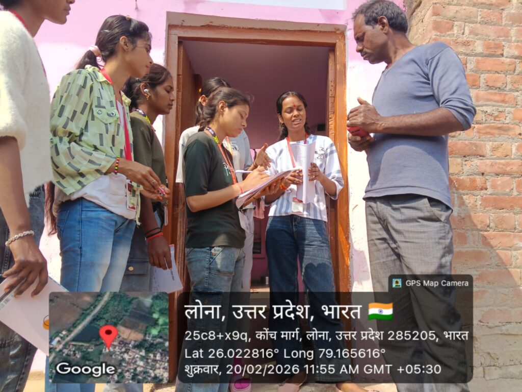 कोंच: एनएसएस शिविरों में गूंजा जल और पर्यावरण संरक्षण का संदेश; स्वयंसेवकों ने घर-घर जाकर टटोली गांव की नब्ज news image