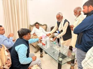 рд╡рд┐рдзрд╛рдпрдХ рдореВрд▓рдЪрдВрджреНрд░ рдирд┐рд░рдВрдЬрди рдХрд╛ рдХрдбрд╝рд╛ рдирд┐рд░реНрджреЗрд╢: рдкрд░реАрдХреНрд╖рд╛рдУрдВ рдФрд░ рд╕рд┐рдВрдЪрд╛рдИ рдХреЗ рд▓рд┐рдП рд░рд╛рдд рдореЗрдВ рд╕реБрдирд┐рд╢реНрдЪрд┐рдд рд╣реЛ рдирд┐рд░реНрдмрд╛рдз рдмрд┐рдЬрд▓реА рдЖрдкреВрд░реНрддрд┐ news image рдЙрд░рдИ рдирд┐рд░реАрдХреНрд╖рдг рднрд╡рди рдореЗрдВ рдмрд┐рдЬрд▓реА рд╡рд┐рднрд╛рдЧ рдХреЗ рдЕрдзрд┐рдХрд╛рд░рд┐рдпреЛрдВ рдХреЗ рд╕рд╛рде рдмреИрдардХ рдХрд░рддреЗ рдорд╛рдзреЛрдЧрдврд╝ рд╡рд┐рдзрд╛рдпрдХ рдореВрд▓рдЪрдВрджреНрд░ рдирд┐рд░рдВрдЬрди рдФрд░ рдЙрдкрд╕реНрдерд┐рдд рдХрд┐рд╕рд╛рди