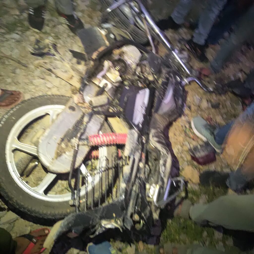 कोंच-एट मार्ग पर रफ्तार का कहर: ट्रक ने बाइक सवार युवक को रौंदा, हालत गंभीर news image कोंच-एट मार्ग पर रफ्तार का कहर: ट्रक ने बाइक सवार युवक को रौंदा, हालत गंभीर news image