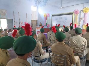 рдордереБрд░рд╛ рдкреНрд░рд╕рд╛рдж рдорд╣рд╛рд╡рд┐рджреНрдпрд╛рд▓рдп рдореЗрдВ рдЧреВрдВрдЬрд╛ 'рдЬрд▓ рд╣реА рдЬреАрд╡рди рд╣реИ' рдХрд╛ рд╕рдВрдХрд▓реНрдк; рдПрдирд╕реАрд╕реА рдЗрдХрд╛рдИ рдиреЗ рд╕рдВрдЧреЛрд╖реНрдареА рдХреЗ рдЬрд░рд┐рдП рдХрд┐рдпрд╛ рдЬрд╛рдЧрд░реВрдХ news image рдордереБрд░рд╛ рдкреНрд░рд╕рд╛рдж рдорд╣рд╛рд╡рд┐рджреНрдпрд╛рд▓рдп рдХреЛрдВрдЪ рдореЗрдВ рдПрдирд╕реАрд╕реА рдХреИрдбреЗрдЯреНрд╕ рдФрд░ рдкреНрд░реЛрдлреЗрд╕рд░реЛрдВ рджреНрд╡рд╛рд░рд╛ рдЬрд▓ рд╕рдВрд░рдХреНрд╖рдг рд╕рдВрдЧреЛрд╖реНрдареА рдХреЗ рджреМрд░рд╛рди рд╢рдкрде рд▓реЗрддреЗ рд╣реБрдП рдФрд░ рдорд╛рдВ рд╕рд░рд╕реНрд╡рддреА рдХреЗ рдЪрд┐рддреНрд░ рдкрд░ рдорд╛рд▓реНрдпрд╛рд░реНрдкрдг рдХрд░рддреЗ рд╣реБрдП рд╕рд╛рдореВрд╣рд┐рдХ рдЫрд╛рдпрд╛рдЪрд┐рддреНрд░