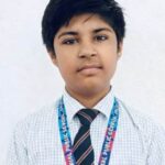 जालौन के डीडी मैमोरियल पब्लिक स्कूल के मेधावी छात्र प्रांशुल मिश्रा को सैनिक स्कूल प्रवेश परीक्षा 2026 में सफलता प्राप्त करने पर विद्यालय प्रबंधन द्वारा सम्मानित करते हुए