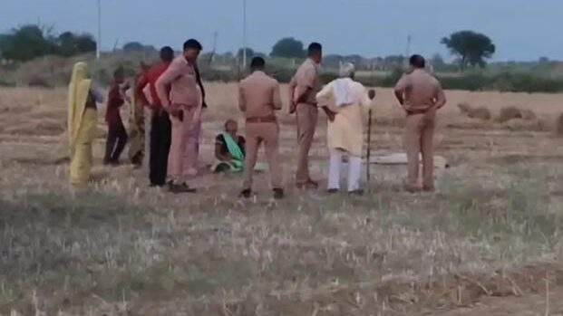 जमीन विवाद बना खून का खेल: जालौन में दो भाइयों की हत्या से दहला गांव, परिवार ही बना मौत की वजह news image