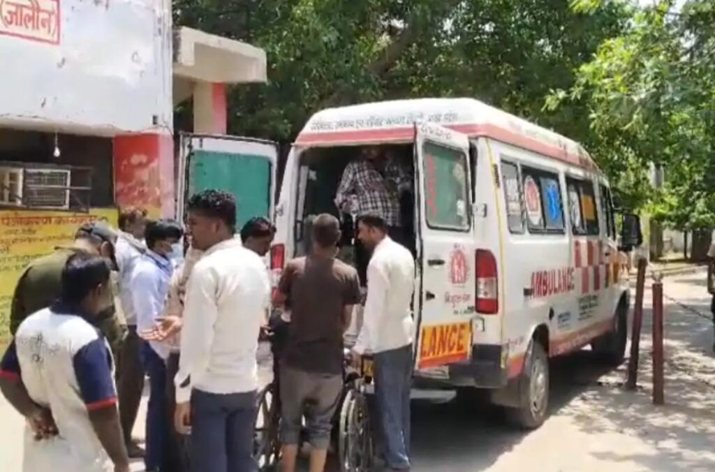 जालौन: एनएच-27 पर काल बनकर दौड़ा अज्ञात ट्रक, सड़क हादसे में किशोरी की मौत, माँ-बेटा लहूलुहान news image