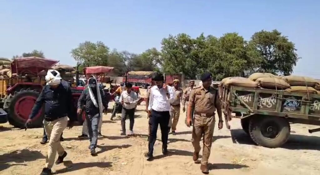 जालौन: कोंच के कोल्ड स्टोरेज में भीषण अमोनिया गैस रिसाव, एक मजदूर गंभीर रूप से झुलसा; प्रशासनिक जांच में सुरक्षा मानकों की खुली पोल news image जालौन: कोंच के कोल्ड स्टोरेज में भीषण अमोनिया गैस रिसाव, एक मजदूर गंभीर रूप से झुलसा; प्रशासनिक जांच में सुरक्षा मानकों की खुली पोल news image