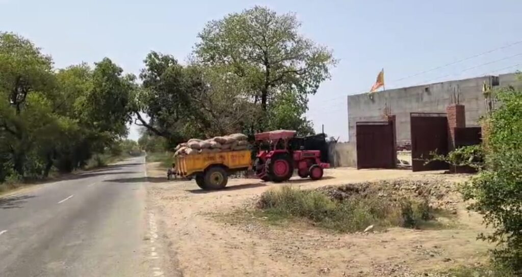 जालौन में बड़ा हादसा: कोंच के कोल्ड स्टोर में गैस रिसाव से मजदूर गंभीर रूप से झुलसा, मानकों को ताक पर रखकर संचालन का आरोप news image जालौन कोल्ड स्टोर गैस रिसाव (Jalaun Cold Store Gas Leak), कोंच कोतवाली हादसा (Konch Kotwali Accident)