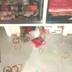 जालौन में वकील के सूने घर पर धावा, लाखों के जेवर और नकदी चोरी जालौन के मोहल्ला नया रावतान में अधिवक्ता के सूने मकान में बिखरा पड़ा सामान