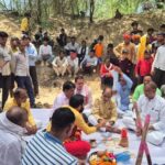 उरई में विकास की नई उड़ान: जलालपुर-चिरगुंवा मार्ग पर ₹12 करोड़ की लागत से बनेगा आधुनिक पुल, विधायक गौरी शंकर वर्मा ने किया भूमिपूजन जालौन की उरई विधानसभा के ग्राम जलालपुर में 12 करोड़ की लागत से बनने वाले पुल के भूमिपूजन समारोह के दौरान कन्या पूजन करते सदर विधायक गौरी शंकर वर्मा और उपस्थित ग्रामीण।