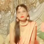 क्रूरता की हदें पार: जालौन में दहेज के लिए गर्भवती महिला की संदिग्ध परिस्थितियों में मौत, ससुरालियों पर फंदे से लटकाने का आरोप जालौन के रामपुरा थाना क्षेत्र के सिलउवा बुजुर्ग गाँव का एक दृश्य, जहाँ पुलिस बल तैनात है और पीड़ित परिवार न्याय की गुहार लगा रहा है।