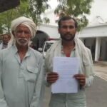 जालौन में दबंगों का दुस्साहस: 50 साल पुराने पक्के मकान को ट्रैक्टर से किया जमींदोज, घटना का खौफनाक वीडियो सोशल मीडिया पर वायरल जालौन के ददरी गांव में दबंगों द्वारा ट्रैक्टर की मदद से एक 50 साल पुराने पक्के मकान को बेरहमी से गिराते हुए दिखाने वाला दृश्य।