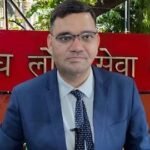 प्रशासनिक गलियारों में हलचल: आईएएस रिंकू सिंह राही का पांच पन्नों का पत्र सरकार के लिए बना चुनौती उत्तर प्रदेश के आईएएस अधिकारी रिंकू सिंह राही की फाइल फोटो, जो प्रशासनिक प्रणाली पर उठाए गए अपने हालिया पत्र के सवालों को लेकर चर्चा में हैं।