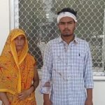 स्कूल से लौट रहे छात्र पर कथित जानलेवा हमला, CCTV में कैद हुई पूरी वारदात, मां ने एसपी से लगाई न्याय की गुहार उरई के झांसी चुंगी क्षेत्र में स्कूल से लौट रहे छात्र पर कथित हमले के बाद मौके का दृश्य, सीसीटीवी कैमरे में कैद घटना, घायल छात्र और शिकायत लेकर एसपी कार्यालय पहुंची पीड़ित की मां।