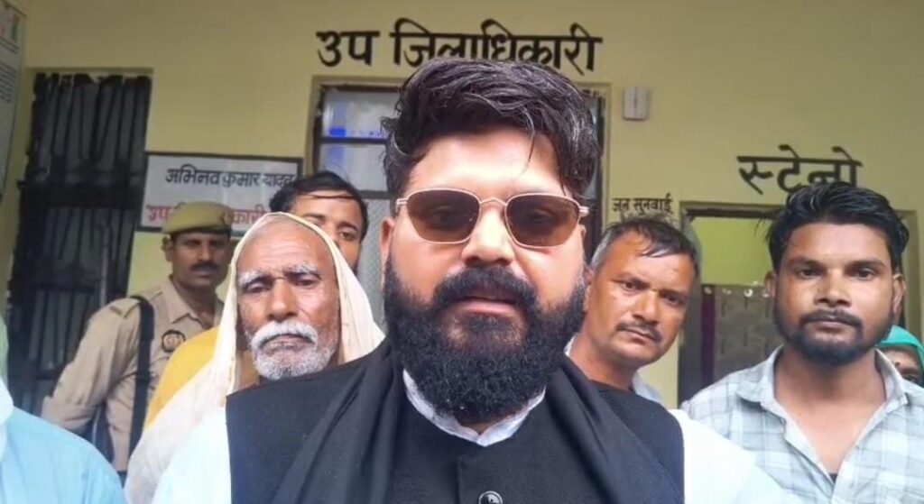 बाइट: ओंकार सिंह (समाजसेवी)