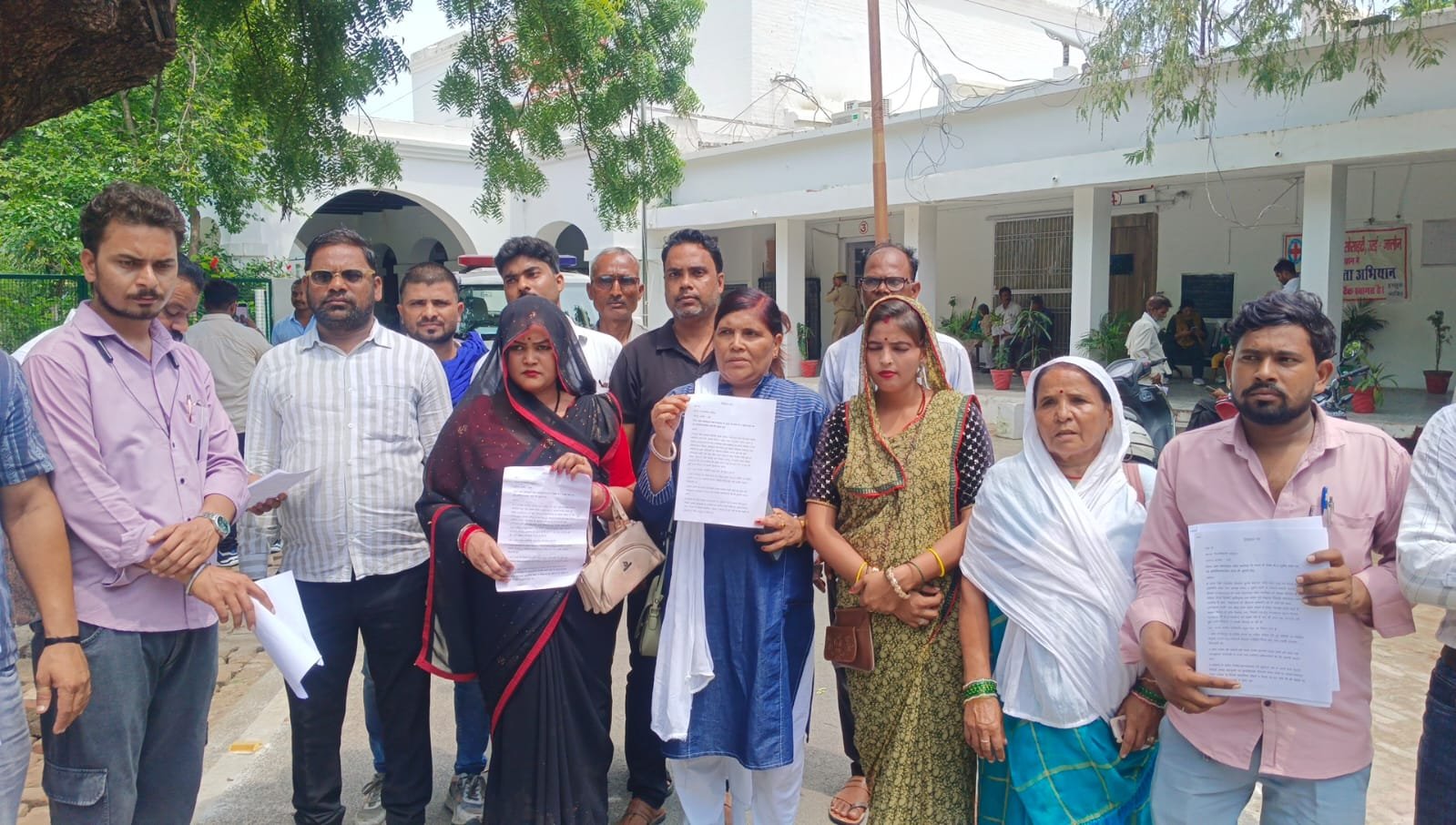 जालौन के गोपालपुरा प्रकरण में FIR और गिरफ्तारी की मांग, 72 घंटे का अल्टीमेटम