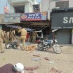 मुरादाबाद के अगवानपुर स्थित पिज्जा शॉप में मशीन फटने के बाद घटनास्थल का दृश्य।
