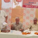 फतेहाबाद में दो दिवसीय कृषक प्रशिक्षण शुरू, वैज्ञानिकों ने किसानों को दी उन्नत खेती की जानकारी फतेहाबाद में कृषक प्रशिक्षण कार्यक्रम के दौरान मौजूद किसान और अधिकारी