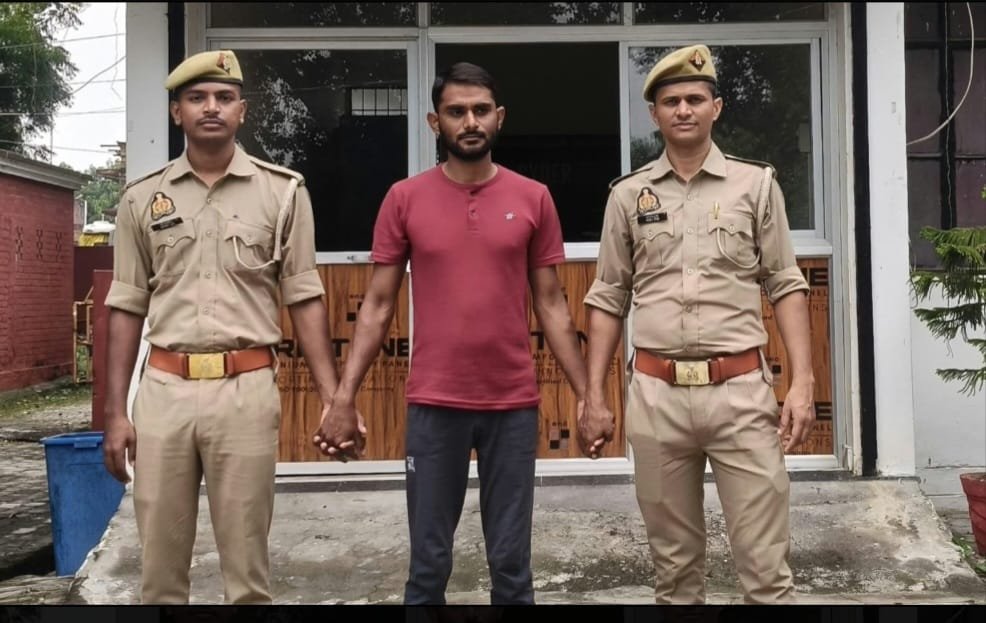 50 हजार का इनामिया गैंगस्टर गिरफ्तार, 20 मुकदमों में है आरोपी