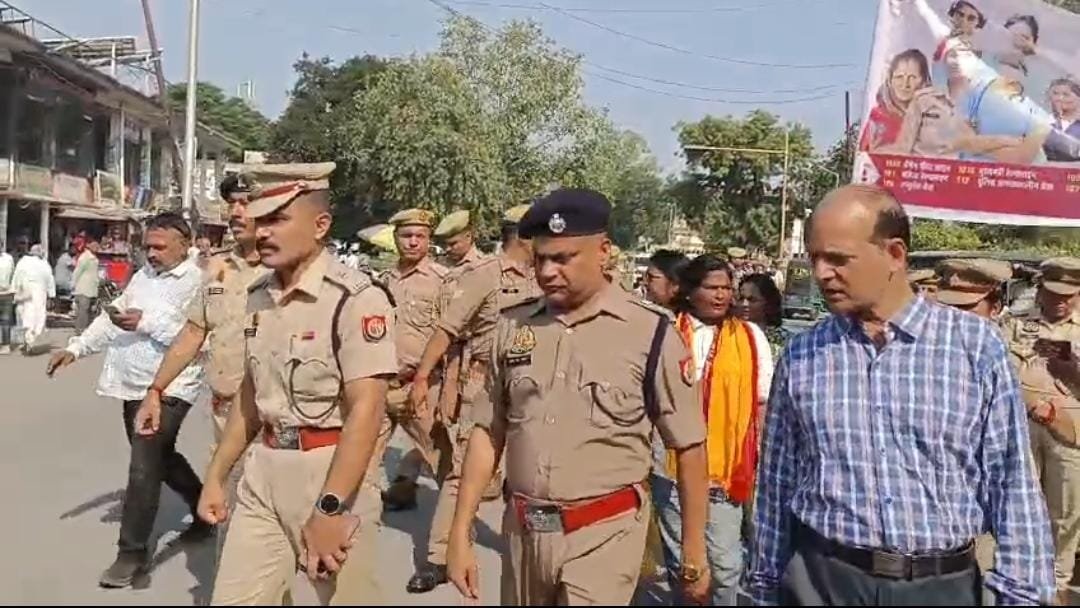 जालौन में नवरात्रि पर सुरक्षा का हाई अलर्ट, 389 मार्गों और प्रमुख देवी मंदिरों पर 24 घंटे CCTV निगरानी